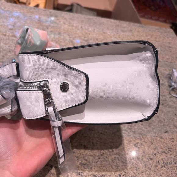 NWT Steve Madden Breese Crossbody/or shoulder Bag White - Picture 3 of 6